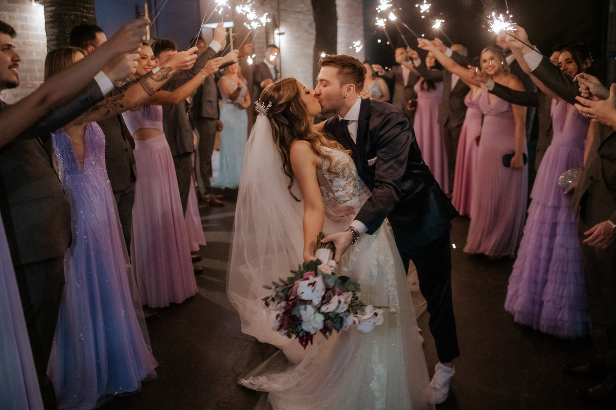 wedding, casamento, foto de casamento, fotografia de casamento, casamento no campo, madrinhas, vestido de noiva, wedding dress, dia da noiva, bride 