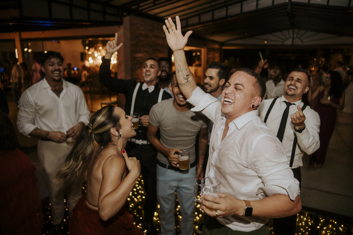 casamento, wedding, pré-wedding, casamento externo, casamento ao ar livre, casamento no campo, cerimônia de casamento, fotografia de casamento, fotografia de casal, fotógrafo de casamento, araucária village, festa de casamento, pet no casamento