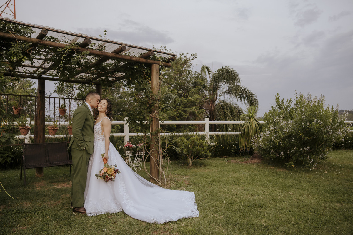 casamento, wedding, pré-wedding, casamento externo, casamento ao ar livre, casamento no campo, cerimônia de casamento, fotografia de casamento, fotografia de casal, fotógrafo de casamento, araucária village, festa de casamento, pet no casamento