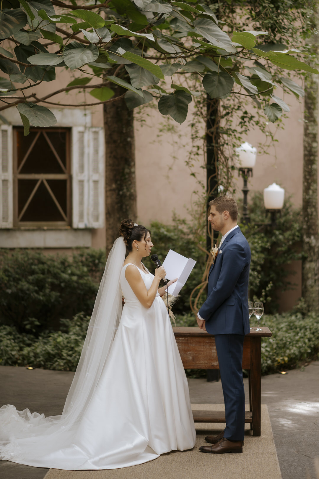 wedding, casamento, pre-wedding, dia da noiva, wedding dress, vestido de noiva, noivos, fotografia de casamento, foto de casamento, fotógrafo de casamento, sítio são jorge, jardim secreto, noiva gestante, noiva grávida