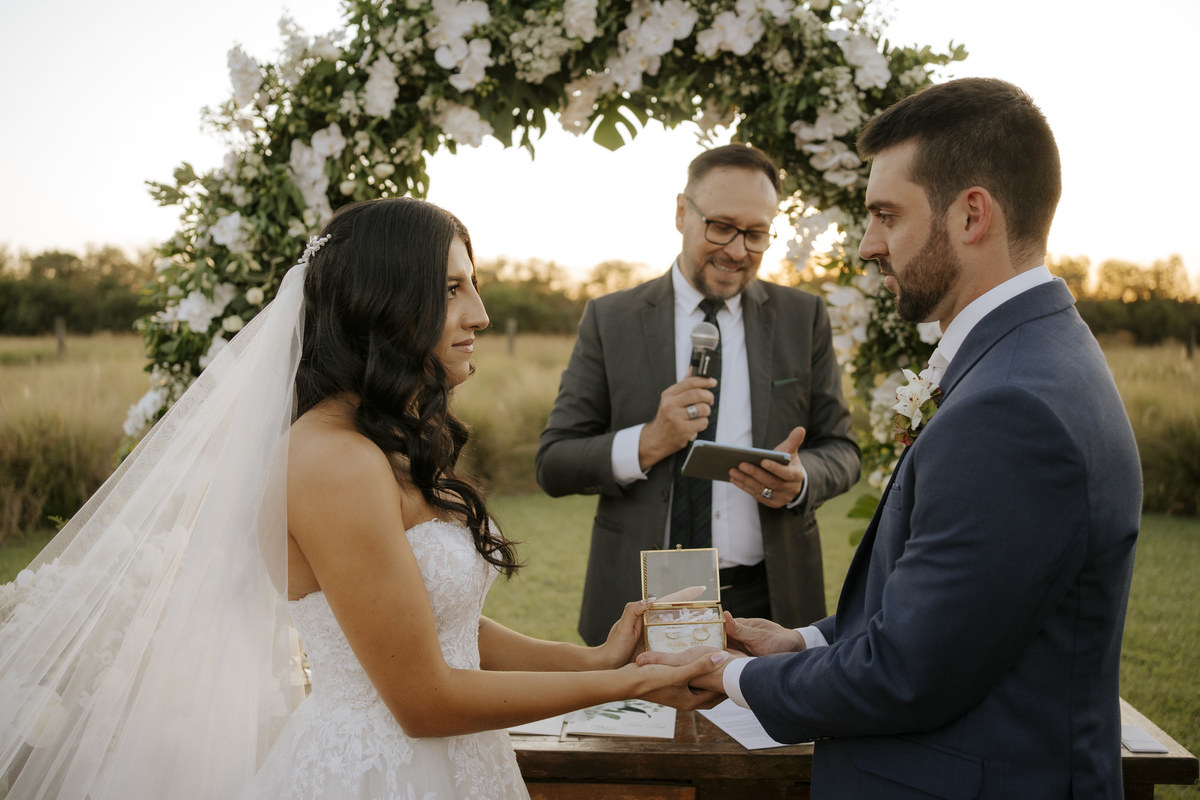 wedding, casamento, pre-wedding, destination wedding, casamento externo, cerimônia externo, casamento no campo, dia da noiva, wedding dress, vestido de noiva, noivos, fotografia de casamento, foto de casamento, fotógrafo de casamento