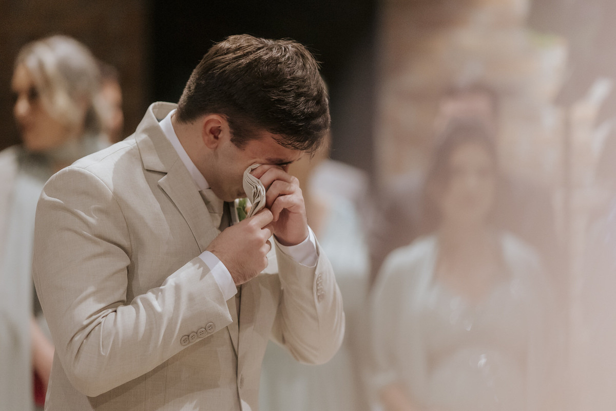 casamento, wedding, noiva, dia da noiva, bride, vestido de noiva, maquiagem de noiva, cerimônia de casamento, dia do noivo, sítio são jorge, casamento da congregação cristã, cerimônia religiosa, cerimônia do véu, primeiro beijo no casamento