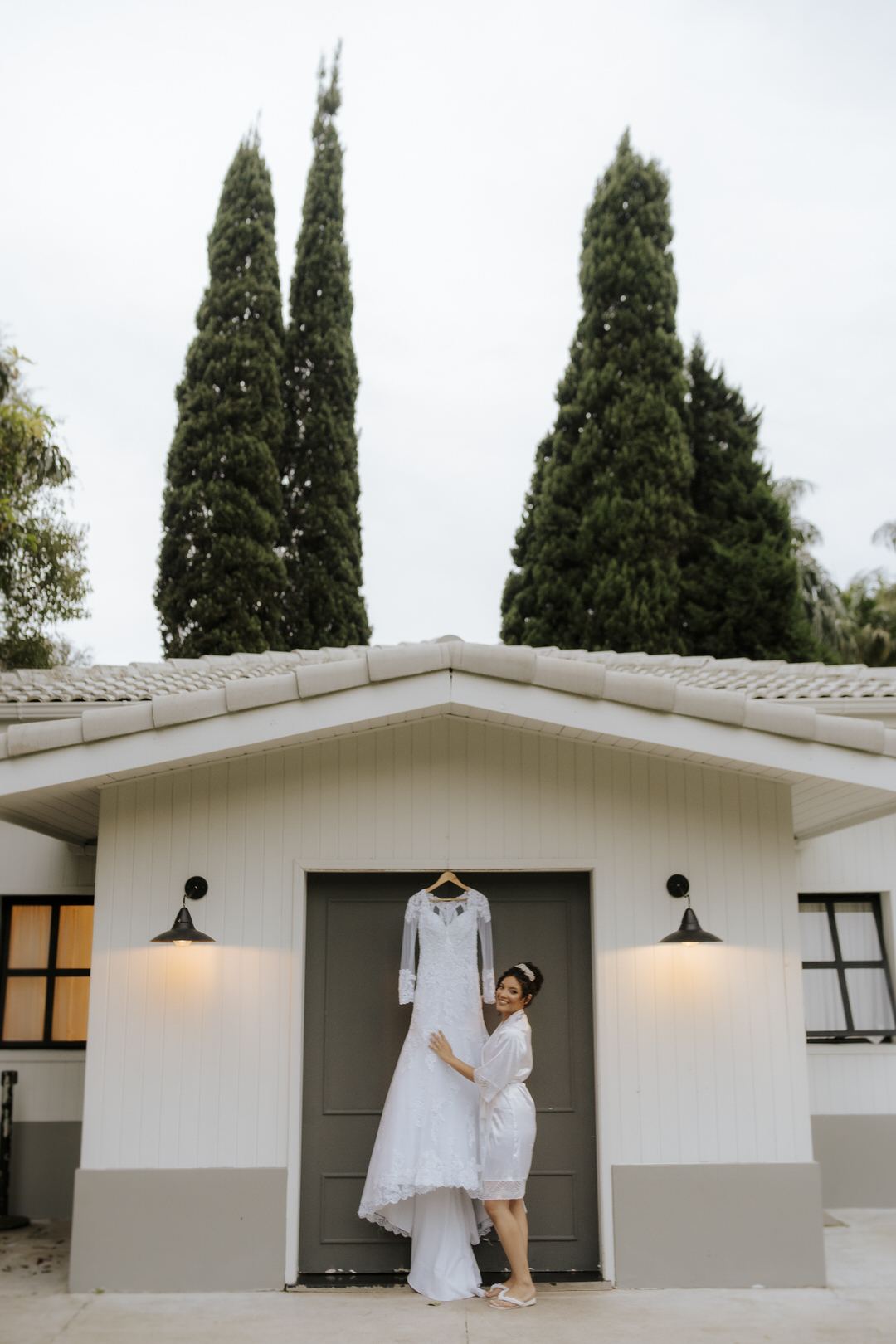 casamento, wedding, noiva, dia da noiva, bride, vestido de noiva, maquiagem de noiva, cerimônia de casamento, dia do noivo, sítio são jorge, casamento da congregação cristã, cerimônia religiosa, cerimônia do véu, primeiro beijo no casamento