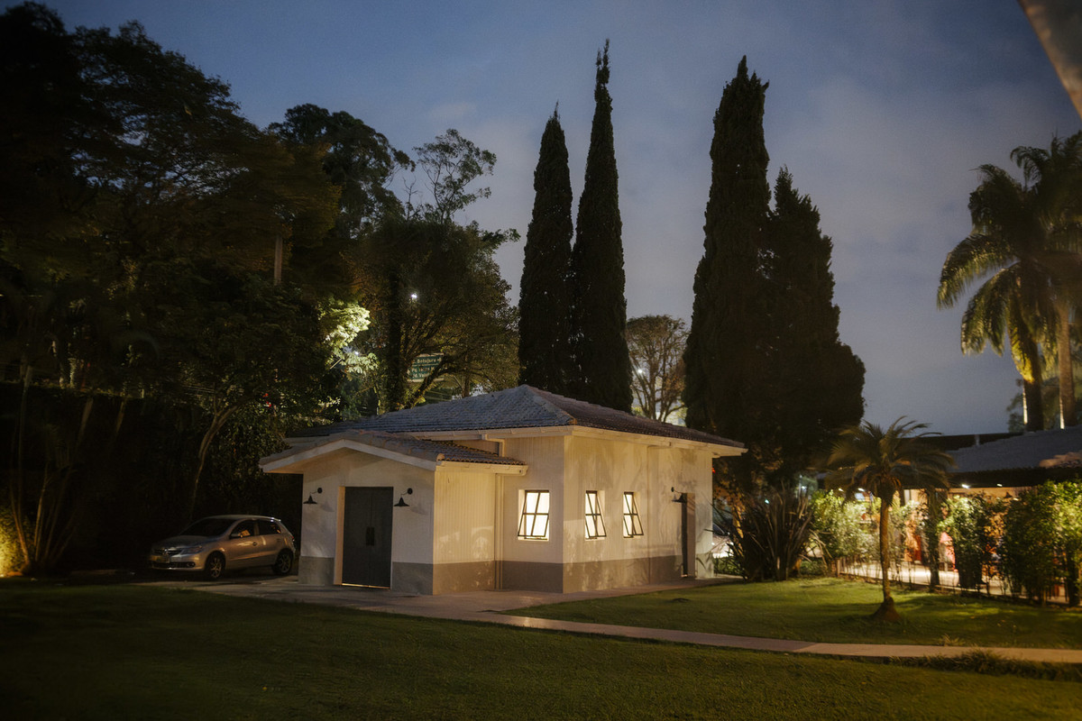 casamento, wedding, noiva, dia da noiva, bride, vestido de noiva, maquiagem de noiva, cerimônia de casamento, dia do noivo, sítio são jorge, casamento da congregação cristã, cerimônia religiosa, cerimônia do véu, primeiro beijo no casamento