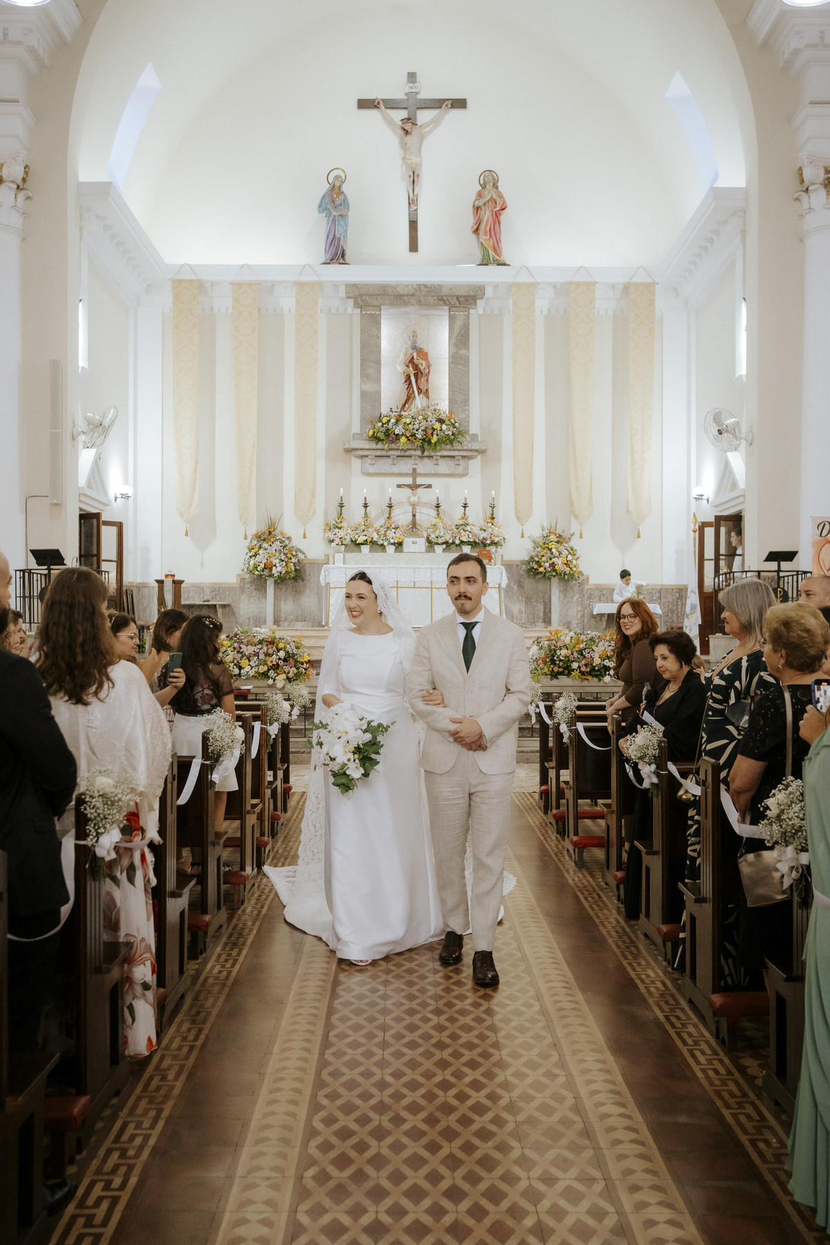 wedding, casamento, cerimônia religiosa, cerimônia católica, casamento católico, casamento tradicional, fotografia de casamento, casamento na igreja, casamento na igreja católica, fotos de noivos, Paróquia São Paulo Apóstolo, fotografia de casamento