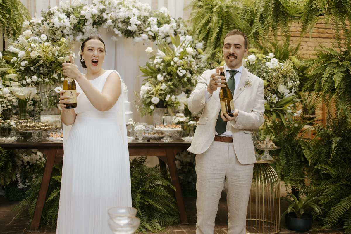 wedding, casamento, cerimônia religiosa, cerimônia católica, casamento católico, casamento tradicional, fotografia de casamento, casamento na igreja, casamento na igreja católica, fotos de noivos, Vila Leocádia Eventos, fotografia de casamento