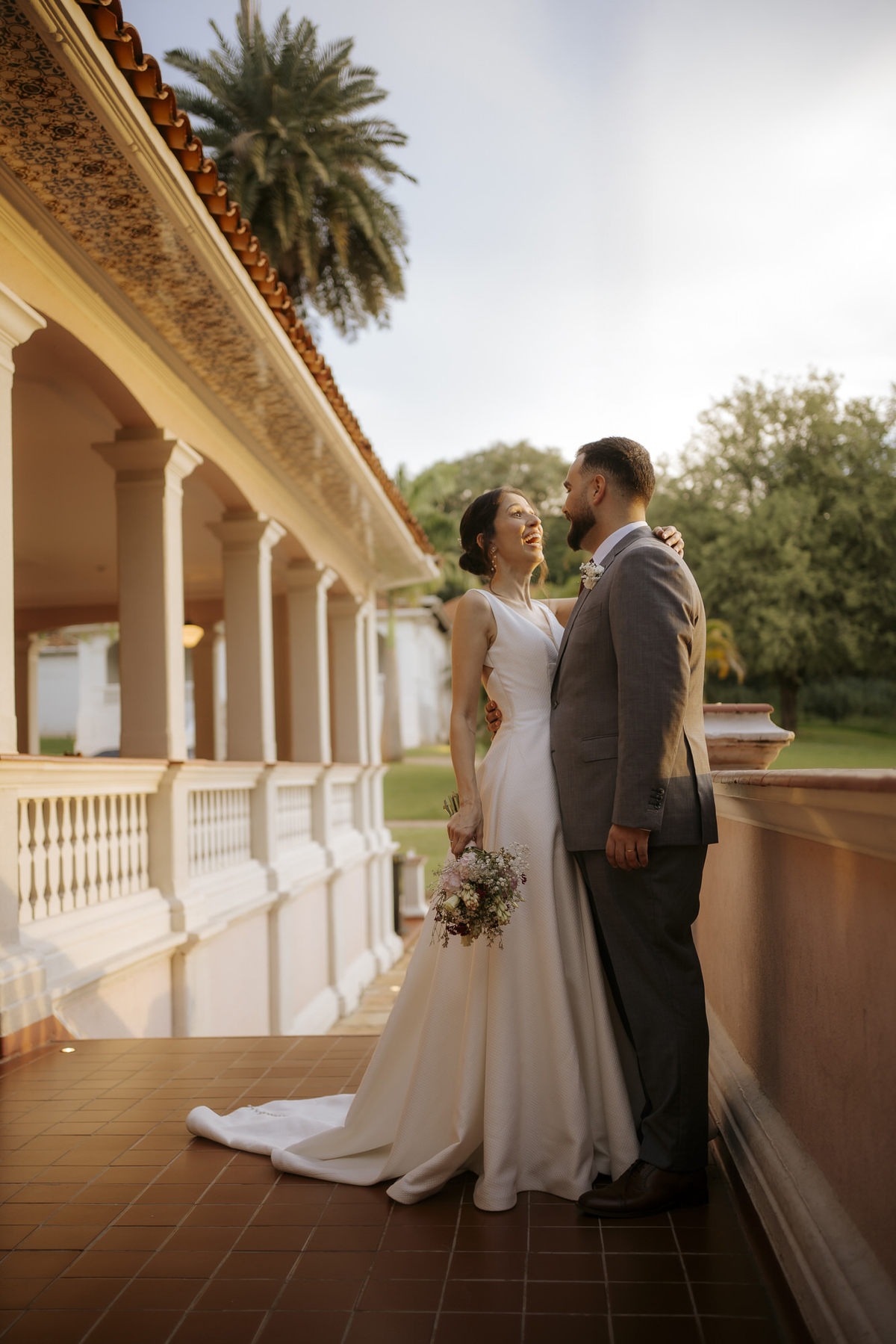 casamento, wedding, pré-wedding, casamento externo, casamento no campo, palacete monte alegre, casamento na fazenda, noiva radiante, noivos, casando num palacete, casando na fazenda, all star bordado, noiva de tênis
