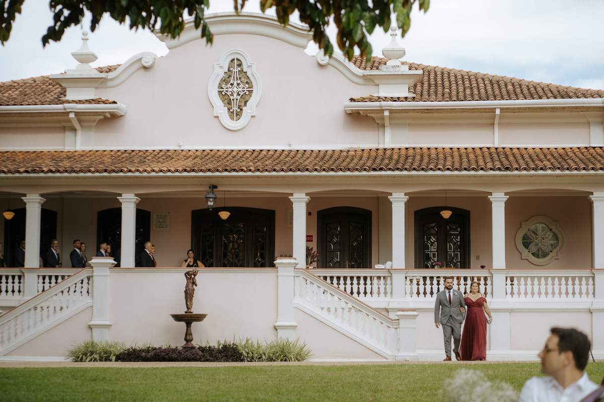casamento, wedding, pré-wedding, casamento externo, casamento no campo, palacete monte alegre, casamento na fazenda, noiva radiante, noivos, casando num palacete, casando na fazenda, all star bordado, noiva de tênis