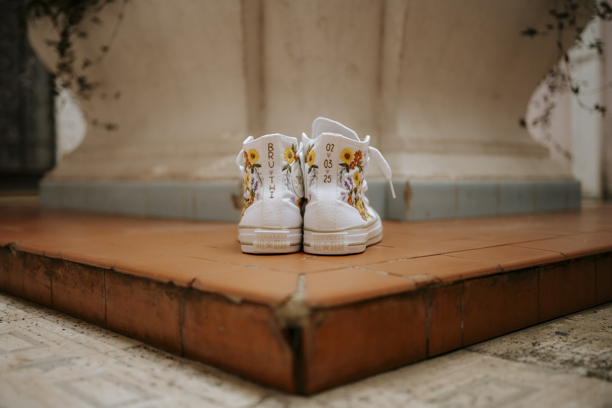 casamento, wedding, pré-wedding, casamento externo, casamento no campo, palacete monte alegre, casamento na fazenda, noiva radiante, noivos, casando num palacete, casando na fazenda, all star bordado, noiva de tênis