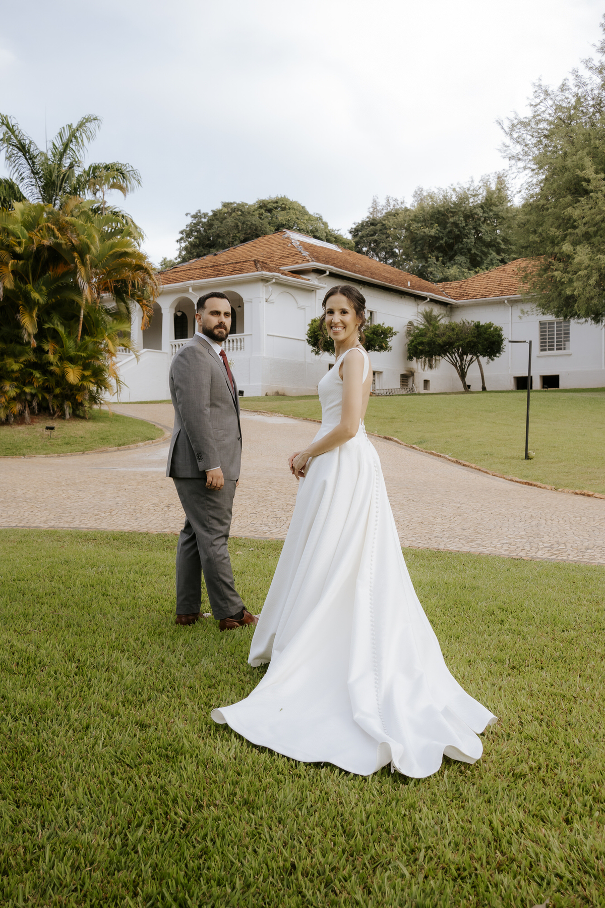 casamento, wedding, pré-wedding, casamento externo, casamento no campo, palacete monte alegre, casamento na fazenda, noiva radiante, noivos, casando num palacete, casando na fazenda, all star bordado, noiva de tênis
