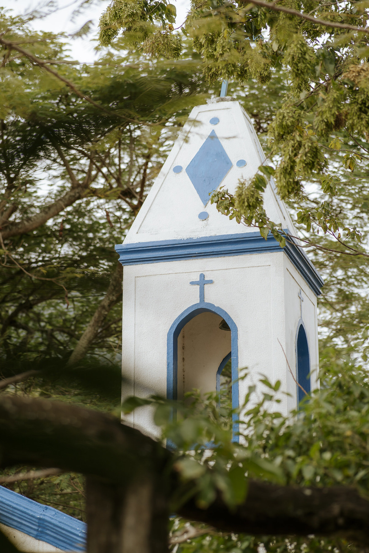 casamento em Ilhabela, vila salga, casamento à beira mar, casamento em capela, cerimônia íntima, cerimônia na praia, casamento na praia, casamento no vila salga, cerimônia pé na areia, duas cerimônias, duas vestidos de noiva, noiva na praia