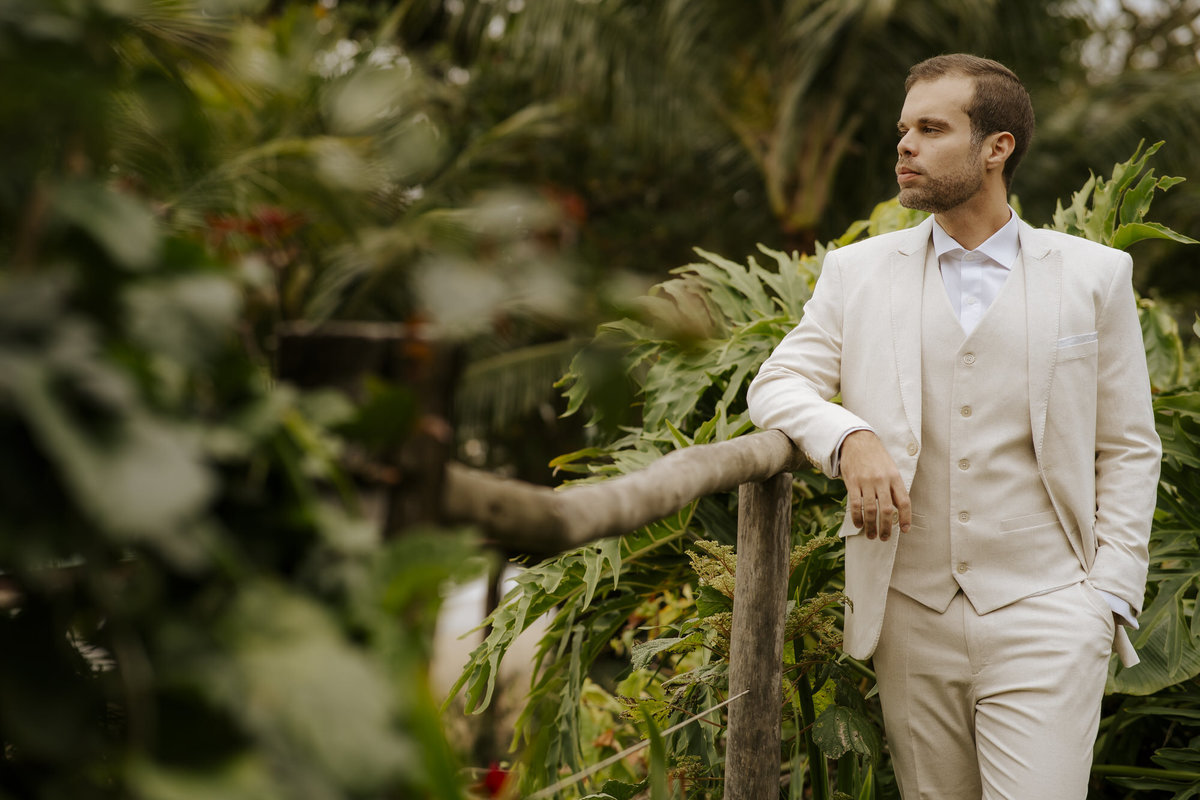 casamento em Ilhabela, vila salga, casamento à beira mar, casamento em capela, cerimônia íntima, cerimônia na praia, casamento na praia, casamento no vila salga, cerimônia pé na areia, duas cerimônias, duas vestidos de noiva, noiva na praia