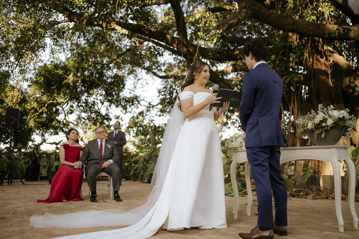 wedding, casamento, casamento externo, casamento ao ar livre, reserva maranhão,  dia da noiva, casamento embaixo de árvore, cerimônia embaixo de árvore, cerimônia ao ar livre, noivos, casamento em sorocaba