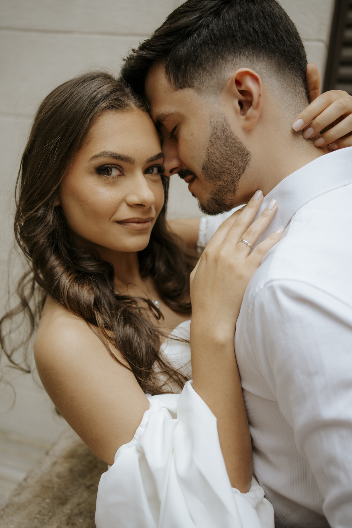 pré-wedding, wedding, ensaio de casal, ensaio fotográfico de casal, ensaio de casal na casa das rosas, casa das rosas, fotos de casal, ensaio fotográfico urbano e moderno