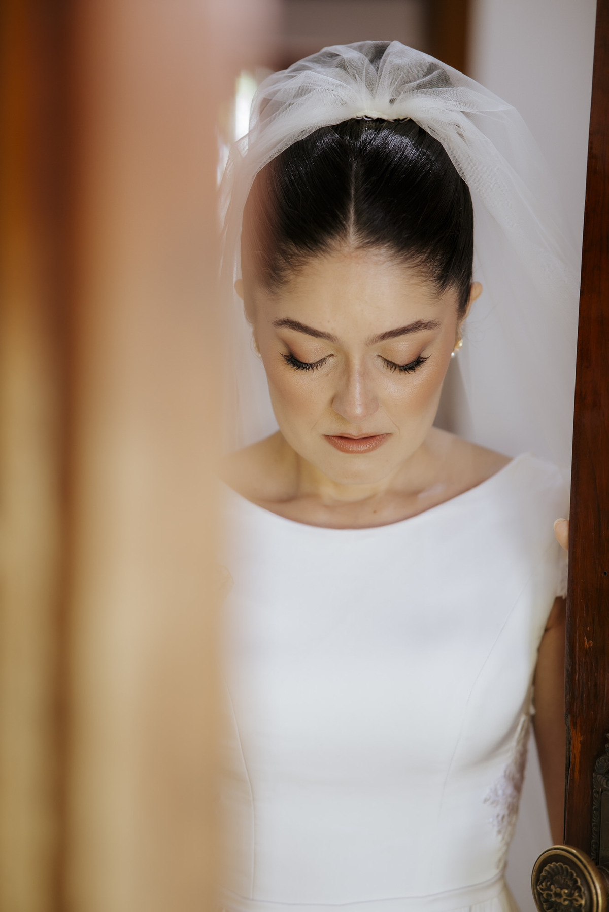 casamento ao ar livre, cerimônia externa, casamento no campo, vestido de noiva, dia da noiva, first touch, cerimônia religiosa, madrinhas de casamento, 
