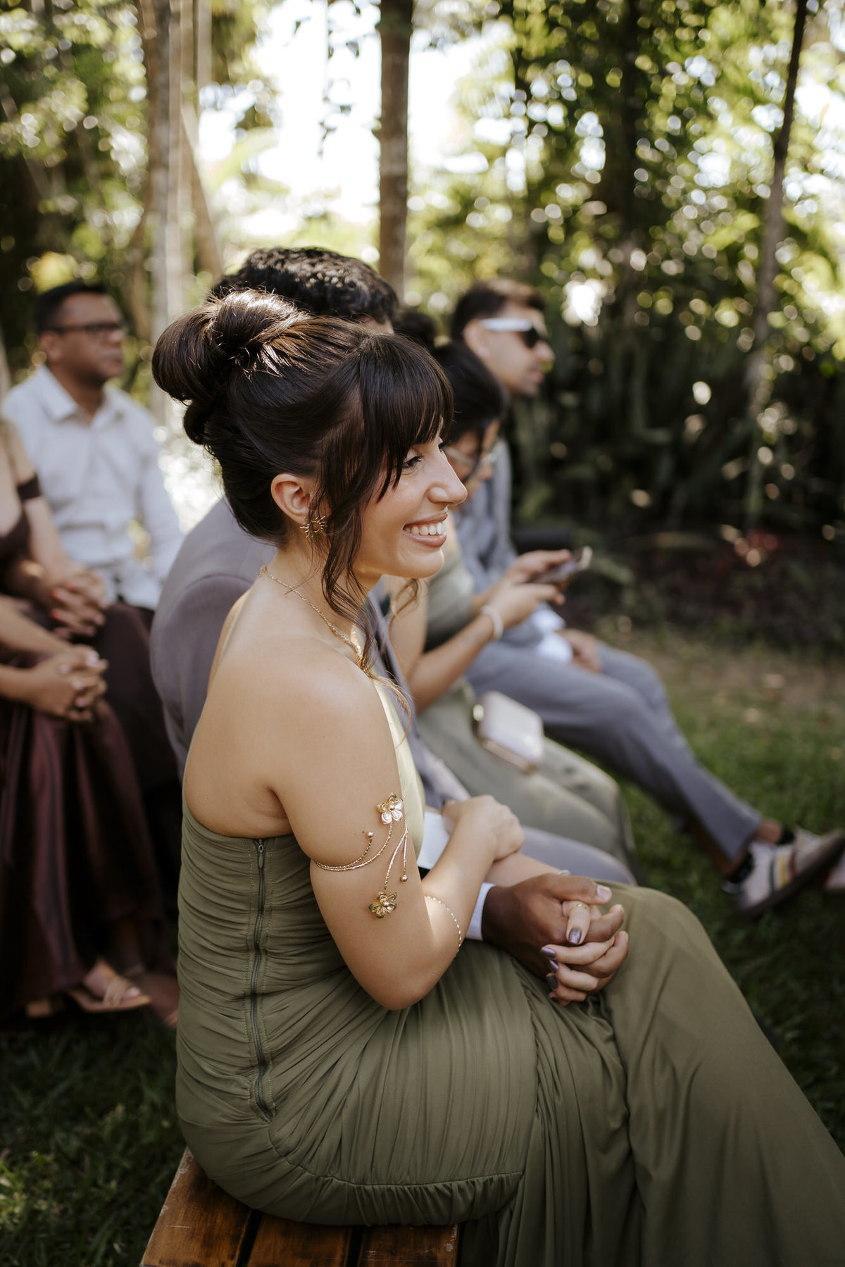casamento ao ar livre, cerimônia externa, casamento no campo, vestido de noiva, dia da noiva, first touch, cerimônia religiosa, madrinhas de casamento, 