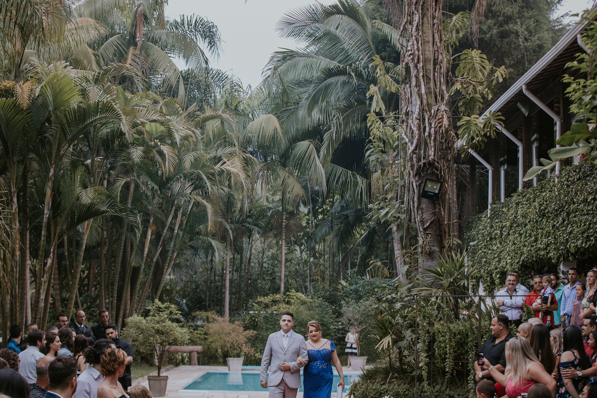 casamento paula e arthur entrada noivo Chácara Flores Eventos - Ribeirão Pires