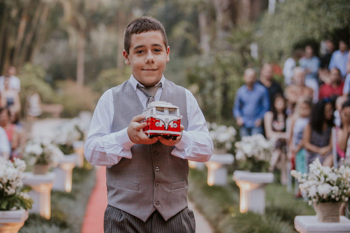 casamento paula e arthur alianças na kombi Chácara Flores Eventos - Ribeirão Pires
