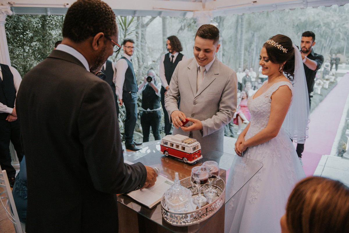 casamento paula e arthur alianças Chácara Flores Eventos - Ribeirão Pires