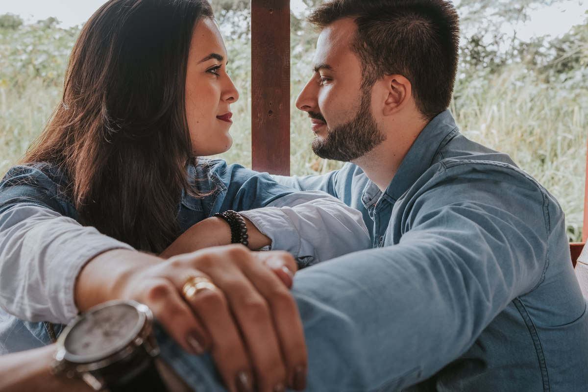 Ensaio PreWedding Casal Guararema Mayara e Tales Estação Luís Carlos