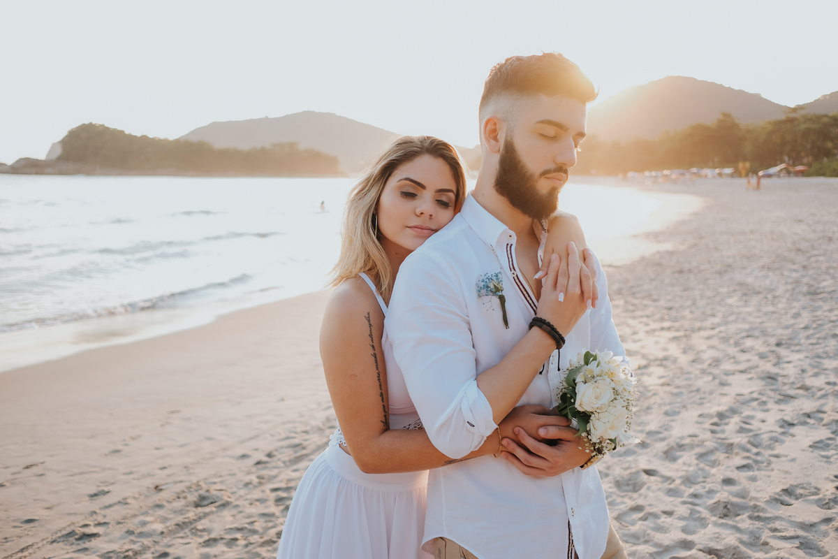 Ensaio pre-wedding Praia de São Pedro - Millena e Esthevan