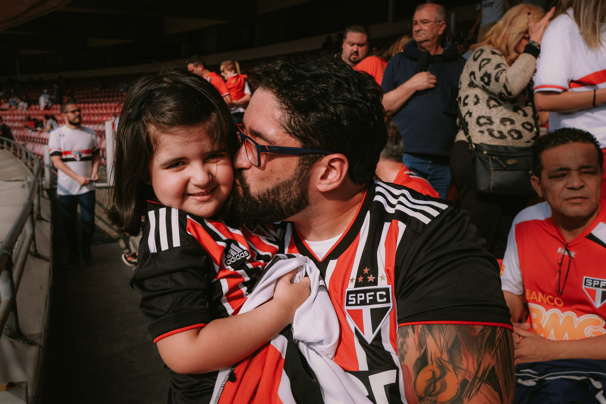 Davi e Duda Ensaio família Martins Estádio do Morumbi