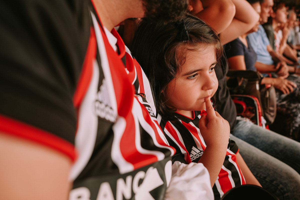 jogo tenso Ensaio família Martins Estádio do Morumbi