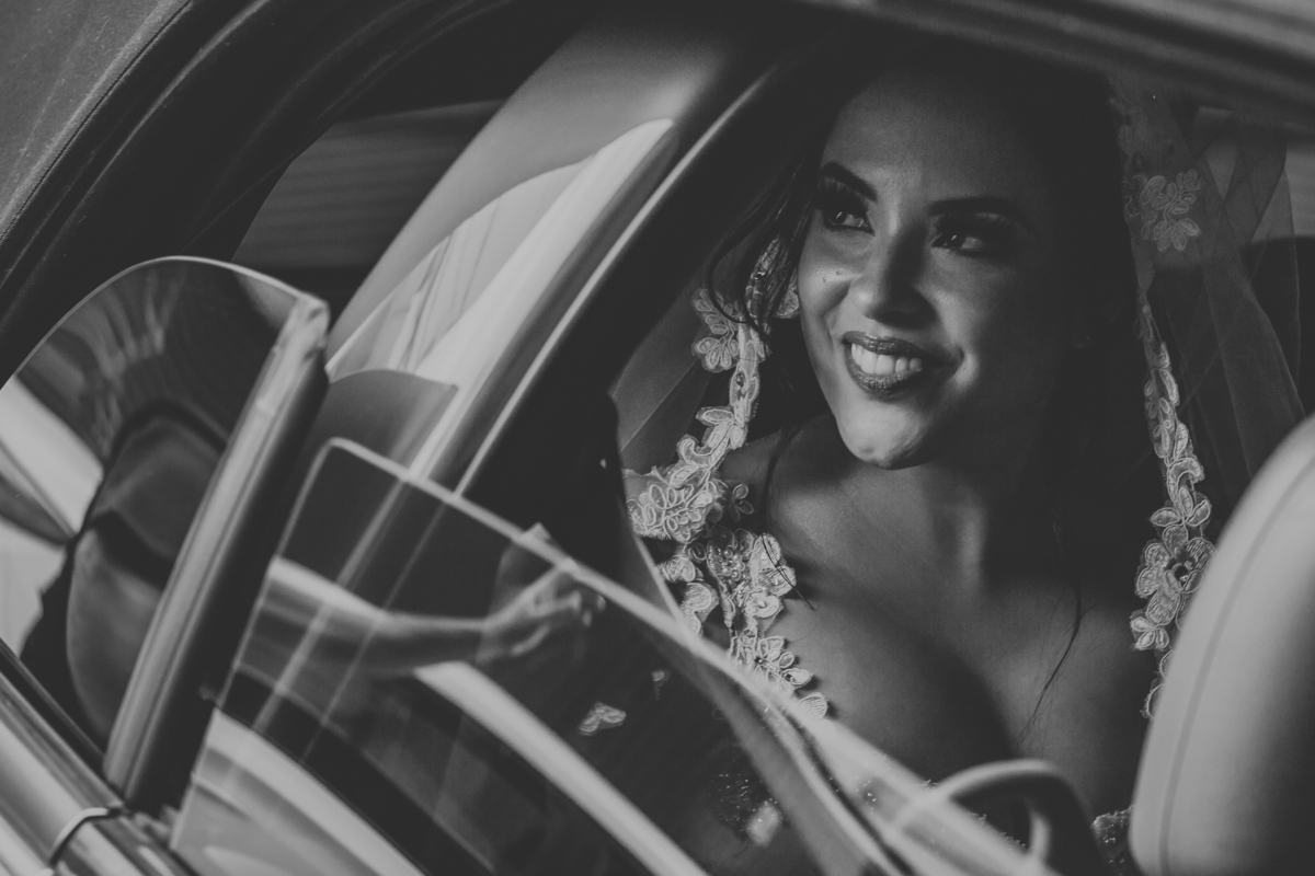 Noiva no carro Napoleão Buffet São Bernardo do Campo