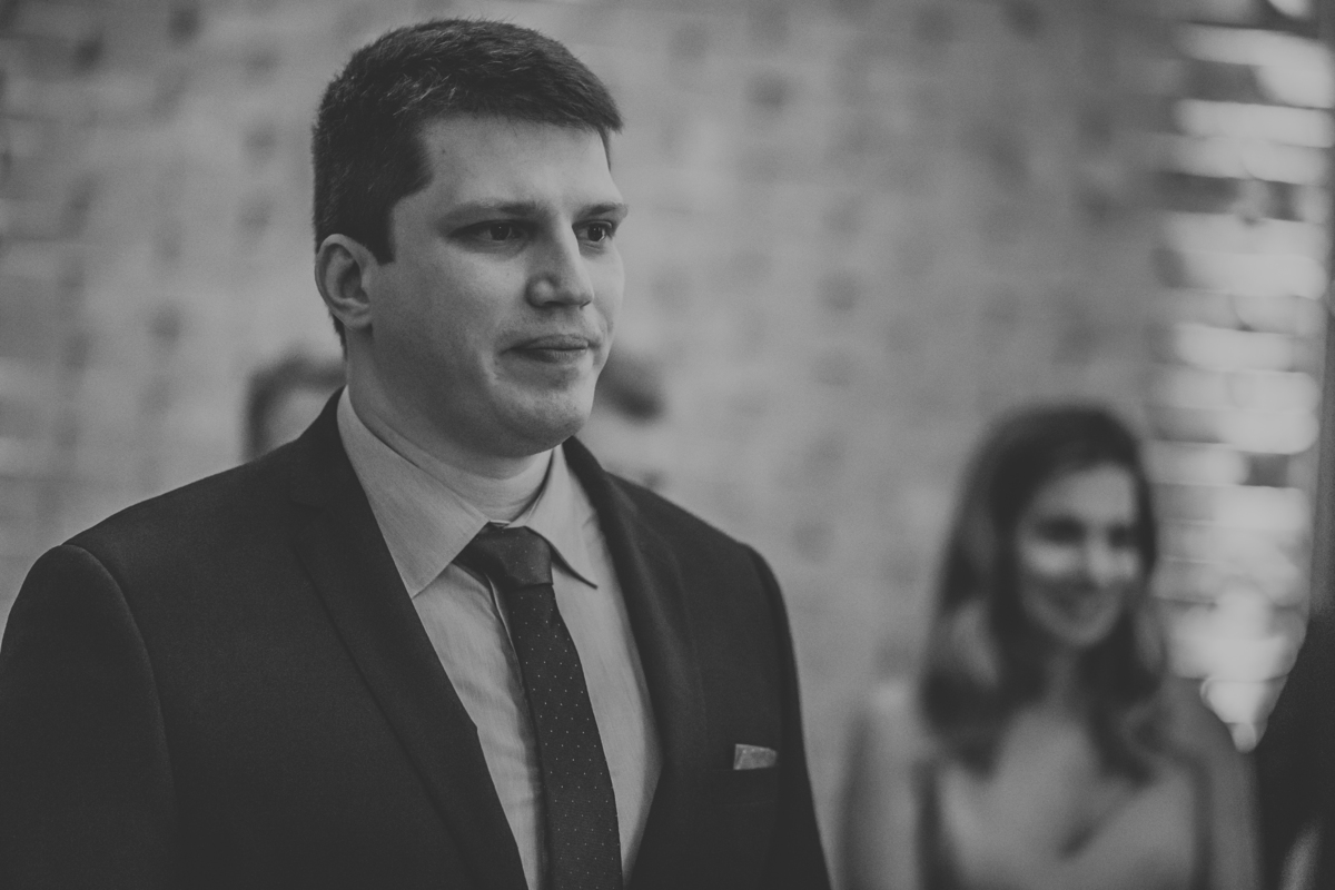 olhar do noivo para noiva Napoleão Buffet São Bernardo do Campo