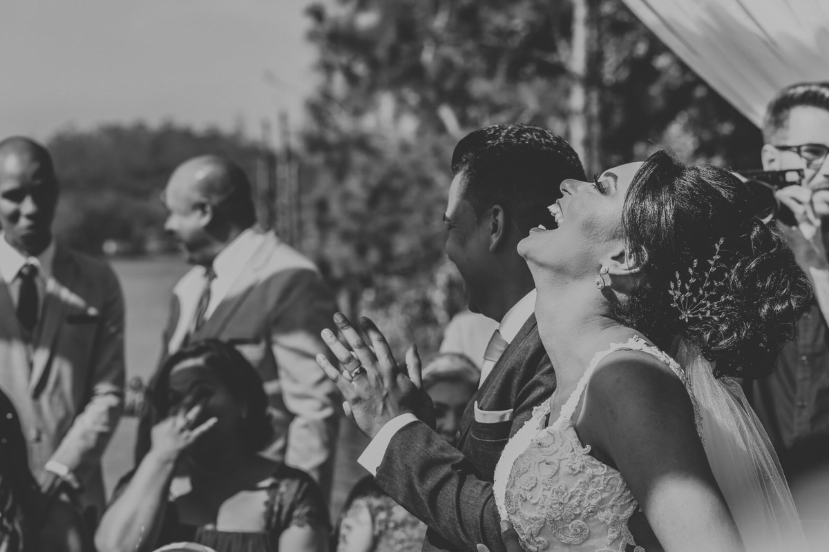 alegria dos noivos casamento Jiuvan e Thuany Recanto Santa Rita