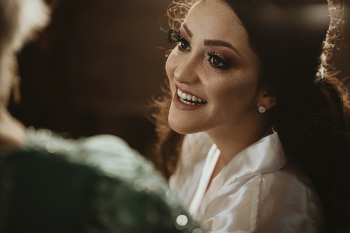 noiva vendo a avó Casamento Espaço Vista verde