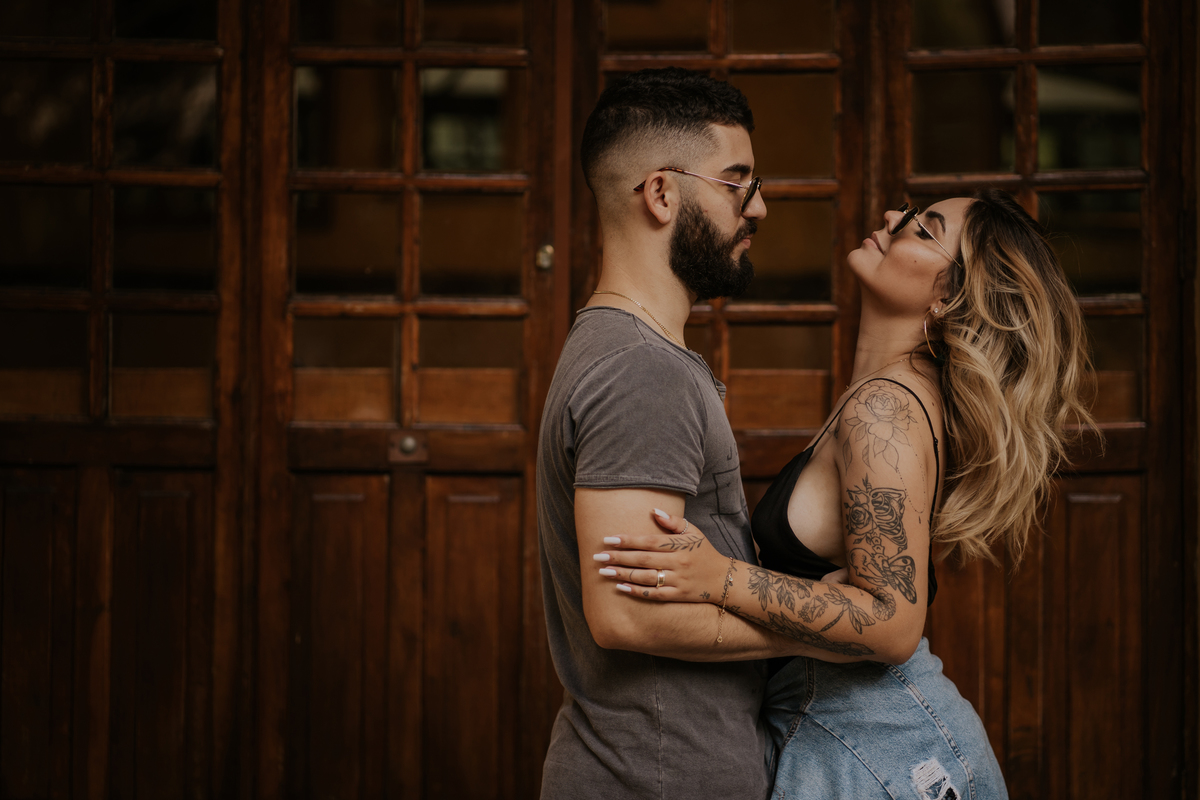 Ensaio fotográfico urbano, Av. Paulista, casal cool, casal style, casal tatto, tatto, fotos, urbano