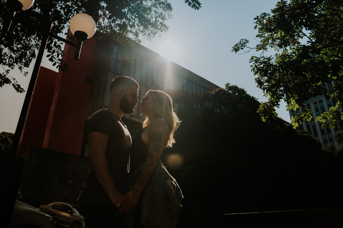 Ensaio fotográfico urbano, Av. Paulista, casal cool, casal style, casal tatto, tatto, fotos, urbano