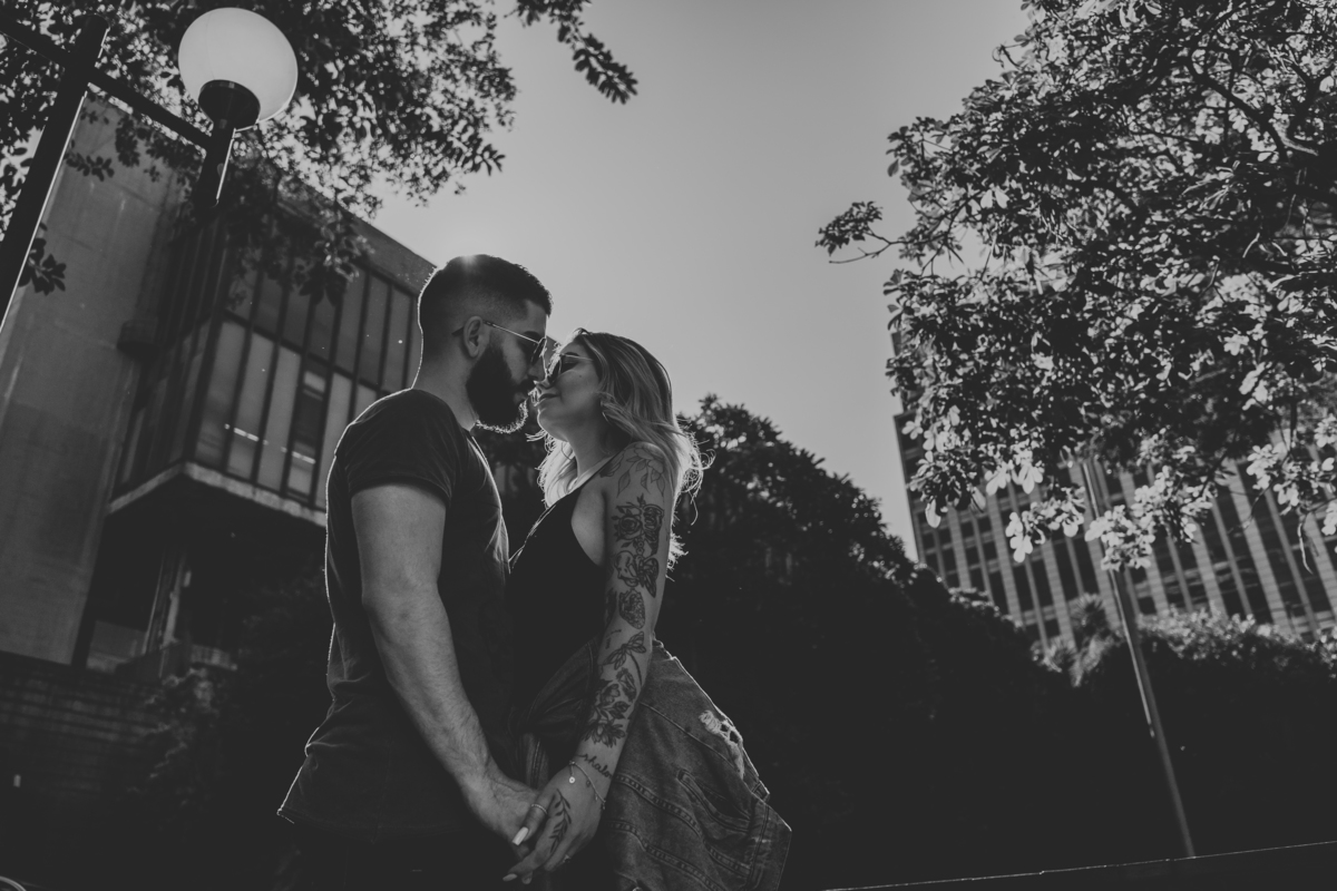 Ensaio fotográfico urbano, Av. Paulista, casal cool, casal style, casal tatto, tatto, fotos, urbano