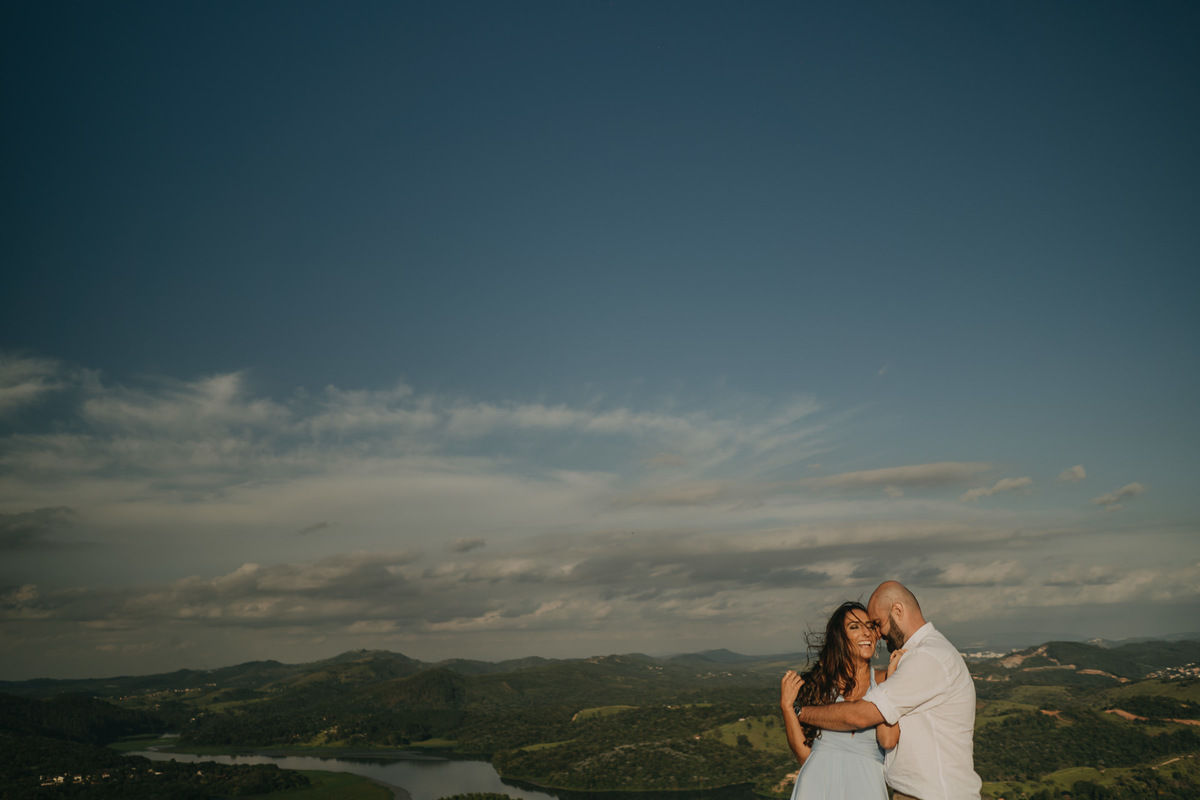 ensaio pré-wedding morro do capuava casal noivos