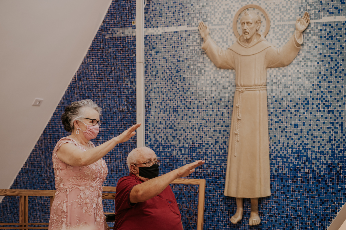 casamento católico, igreja, paróquia santíssima virgem