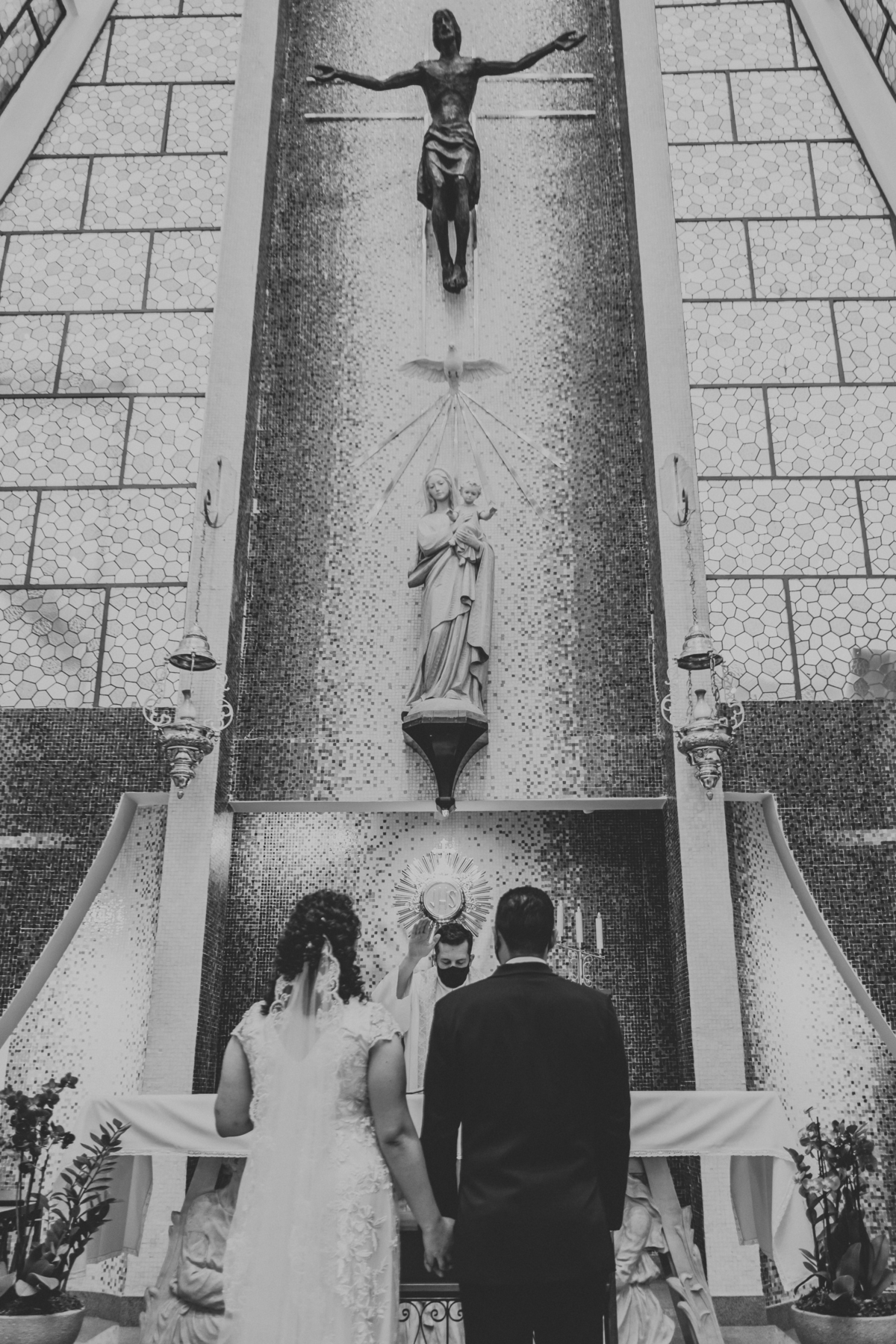 casamento católico, igreja, paróquia santíssima virgem