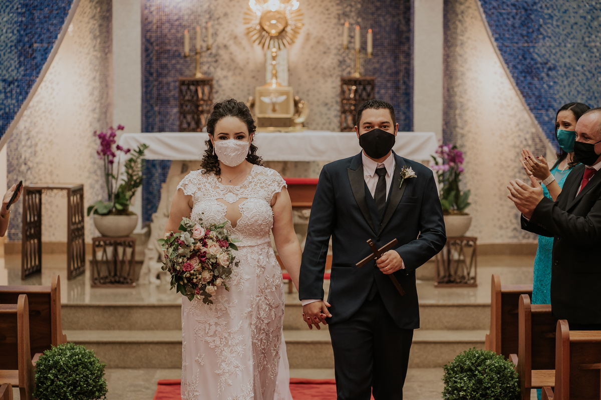 casamento católico, igreja, paróquia santíssima virgem