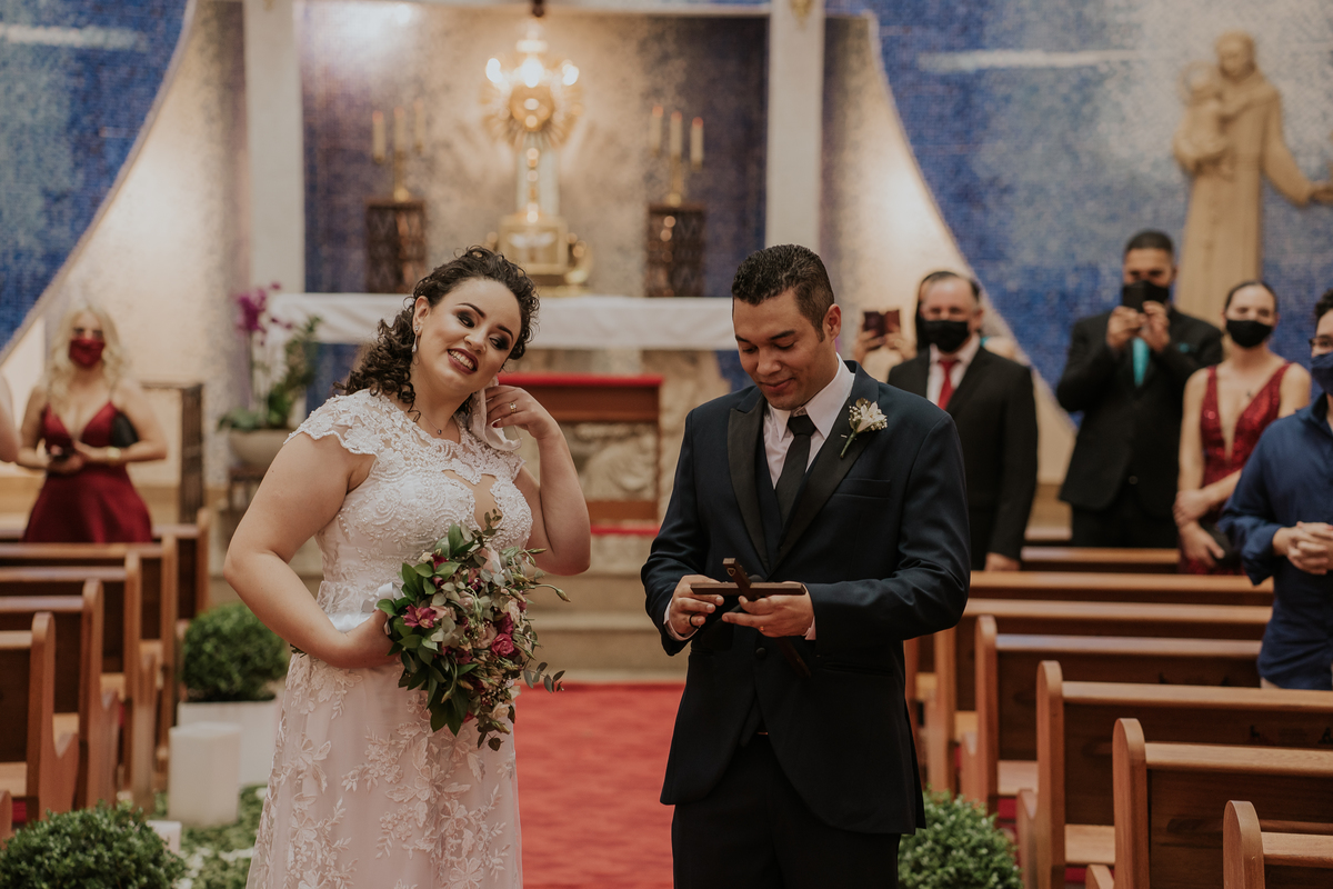 casamento católico, igreja, paróquia santíssima virgem
