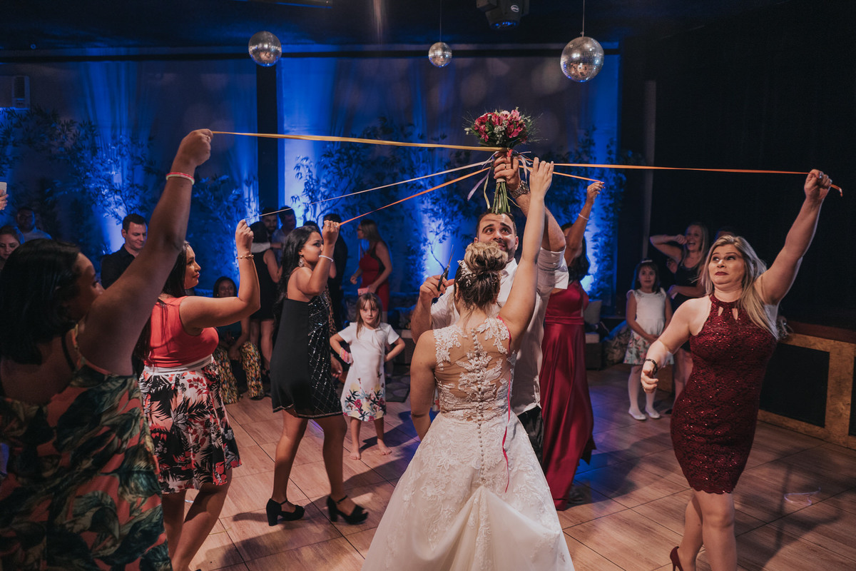 casamento, recanto dos sonhos, quintal figueiras, noiva, dia da noiva, vestido de noiva, buquê