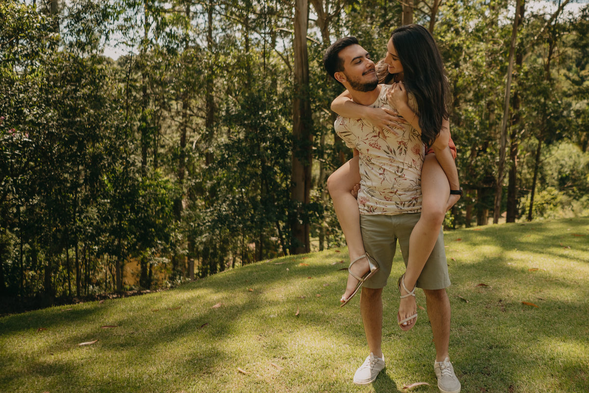 pré-wedding, ensaio de casal, ensaio fotográfico, casal, noivos, casa aventura, pré-wedding campo