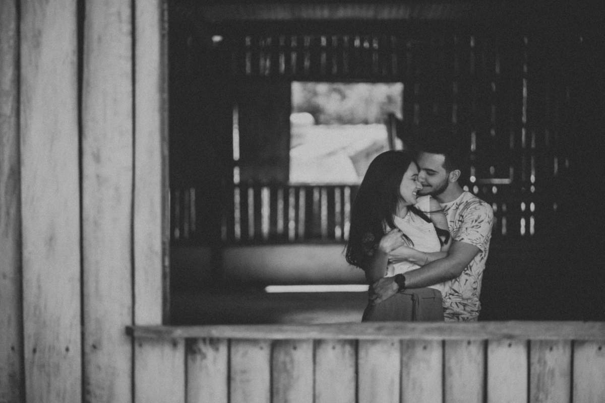 pré-wedding, ensaio de casal, ensaio fotográfico, casal, noivos, casa aventura, pré-wedding campo
