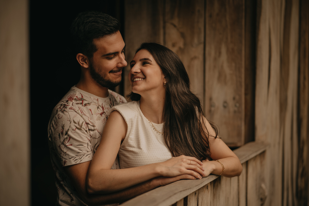 pré-wedding, ensaio de casal, ensaio fotográfico, casal, noivos, casa aventura, pré-wedding campo