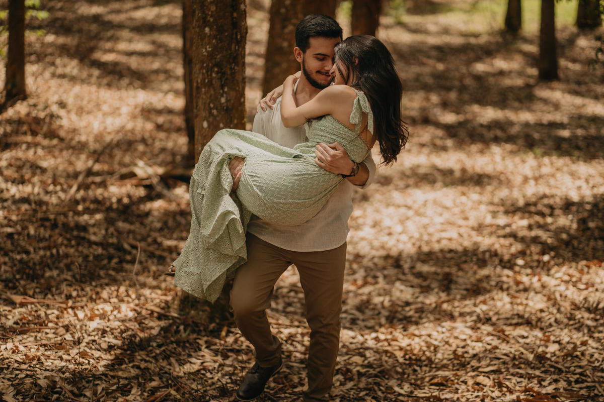 pré-wedding, ensaio de casal, ensaio fotográfico, casal, noivos, casa aventura, pré-wedding campo