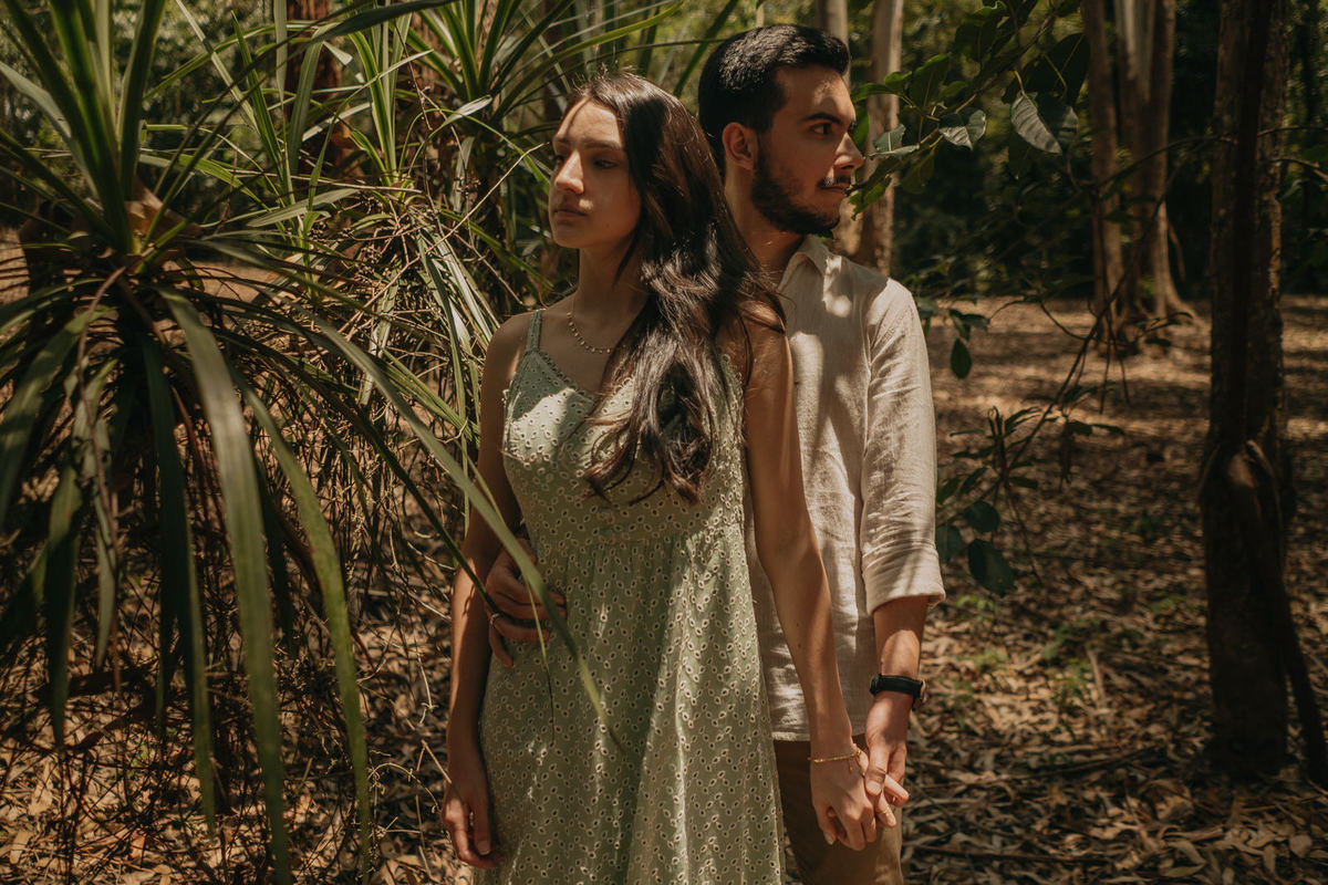 pré-wedding, ensaio de casal, ensaio fotográfico, casal, noivos, casa aventura, pré-wedding campo