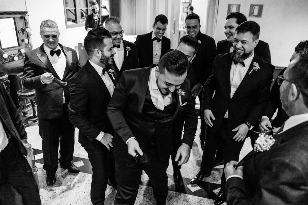 wedding, casamento, casamento no campo, campo, bride, noiva, vestido de noiva, encontro às cegas, noivo, irmão do noivo, sapato da noiva, requinte campestre, mini wedding