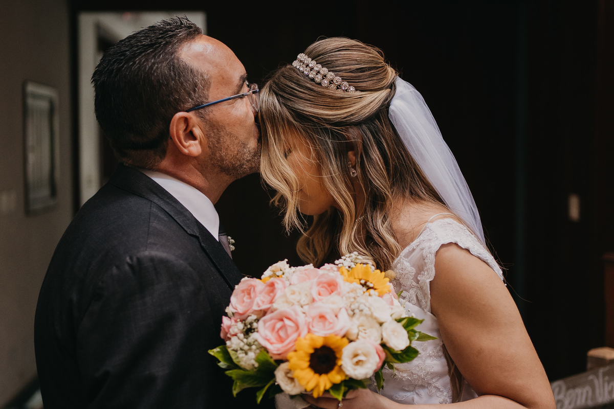wedding, casamento, casamento no campo, campo, bride, noiva, vestido de noiva, encontro às cegas, noivo, irmão do noivo, sapato da noiva, requinte campestre, mini wedding