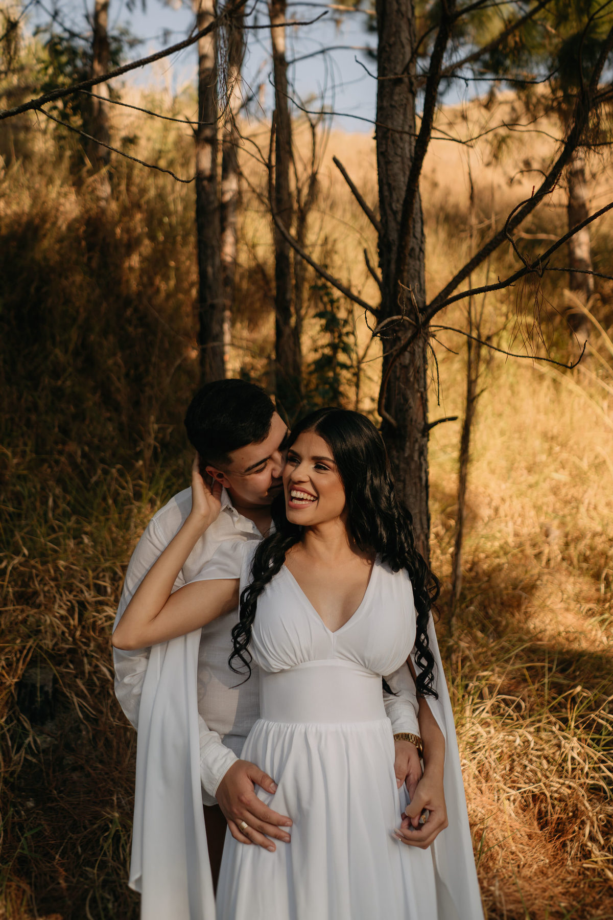 pré-wedding, ensaio fotográfico, fotos, sítio das borboletas, noiva, noivos, noivado, wedding, casamento, fotos de casal, ensaio de casal, fotos no campo, balanço, montanha