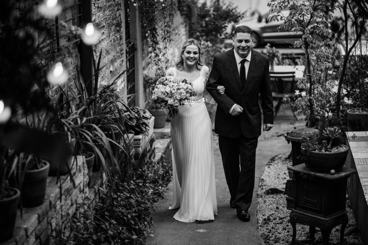 casamento, wedding, mini wedding, restaurante, cerimônia, cerimônia íntima, restaurante flores na varanda, flores na varanda, cerimônia intimista, casamento intimista, intimista, festa intimista, dia da noiva, noiva, dress bride, bride, vestido de noiva