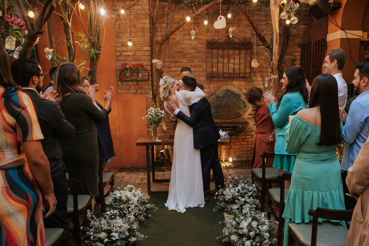 casamento, wedding, mini wedding, restaurante, cerimônia, cerimônia íntima, restaurante flores na varanda, flores na varanda, cerimônia intimista, casamento intimista, intimista, festa intimista, dia da noiva, noiva, dress bride, bride, vestido de noiva